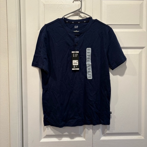 Navy Blue Gap Slub Henley T-shirt 100% Cotton NWT - Size Small - Picture 1 of 7